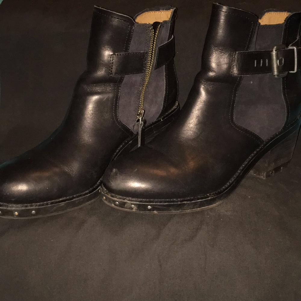 CAT “Tilly” chukka bootie. 100% genuine leather.